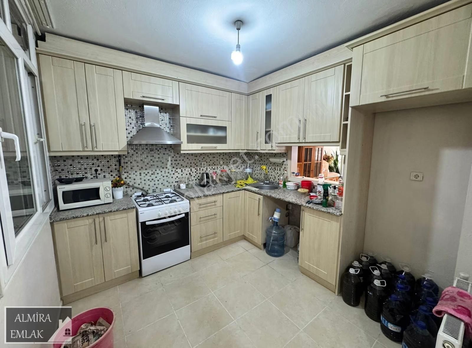 Bahçelievlerde 3+1 125m2 Yüksek Giriş Balkonlu Çift Cephe - Görsel 16