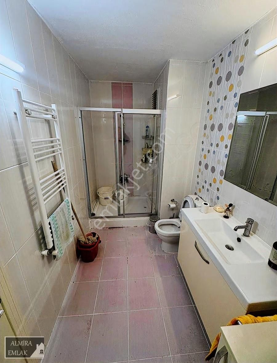 Bahçelievlerde 3+1 125m2 Yüksek Giriş Balkonlu Çift Cephe - Görsel 24