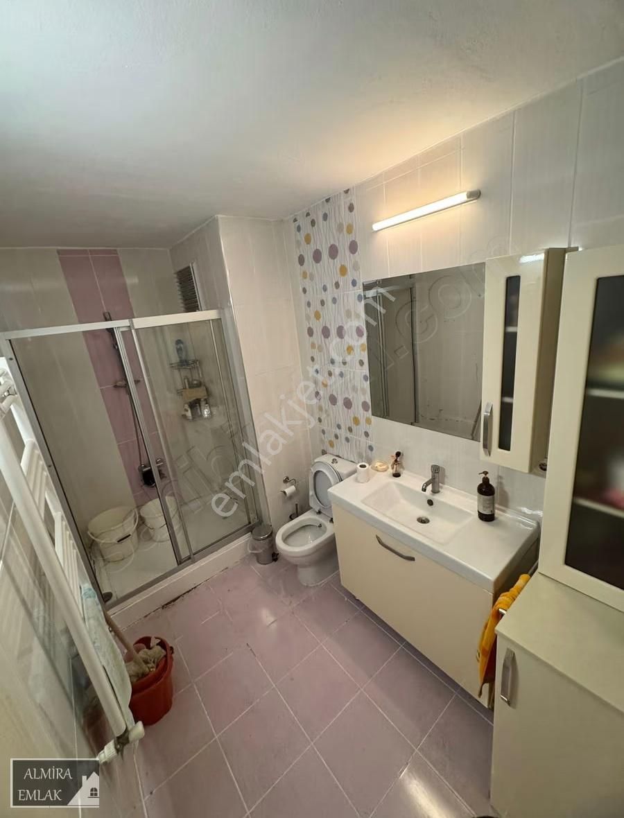 Bahçelievlerde 3+1 125m2 Yüksek Giriş Balkonlu Çift Cephe - Görsel 14