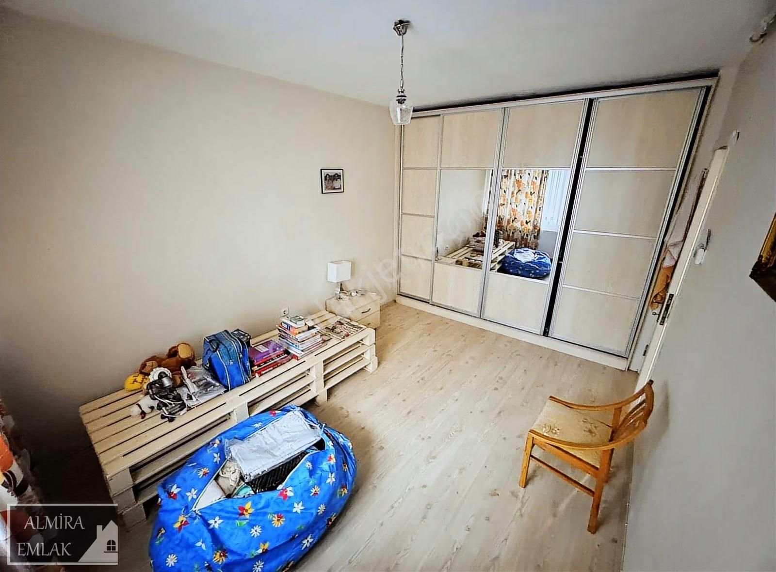 Bahçelievlerde 3+1 125m2 Yüksek Giriş Balkonlu Çift Cephe - Görsel 17