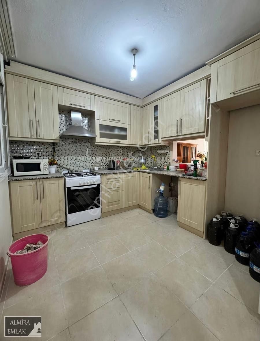 Bahçelievlerde 3+1 125m2 Yüksek Giriş Balkonlu Çift Cephe - Görsel 18