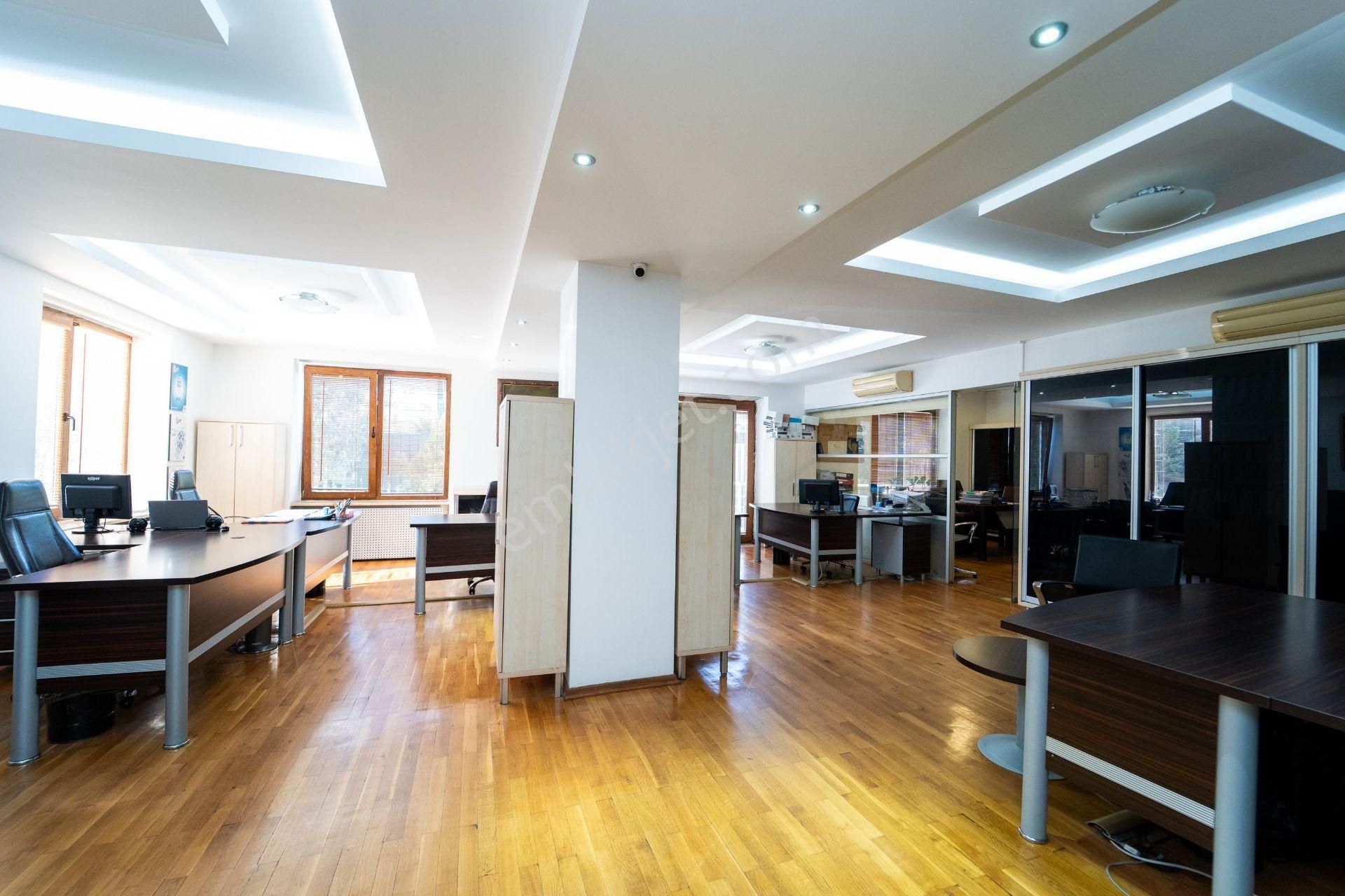 Levent Karanfil Sokakta Eşsiz Konumda 650 M² Lüks Müstakil Villa - Görsel 8