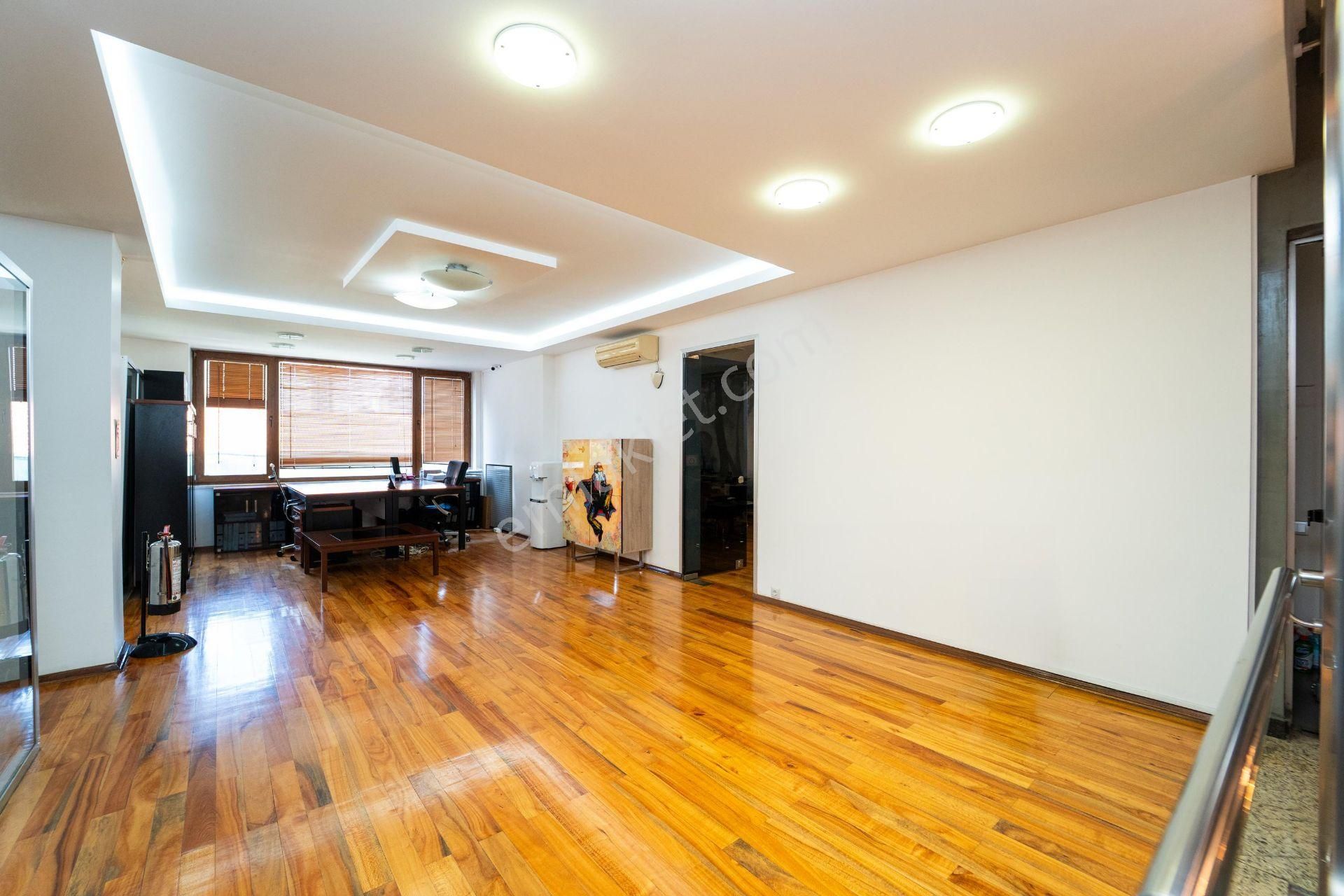 Levent Karanfil Sokakta Eşsiz Konumda 650 M² Lüks Müstakil Villa - Görsel 12