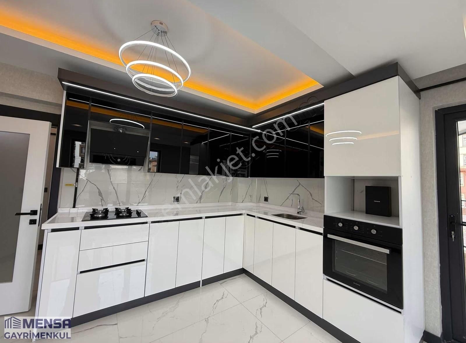 Geniş Daire Arayanlara G.odalı E.banyolu 148 M2 Satılık 3+1 - Görsel 24