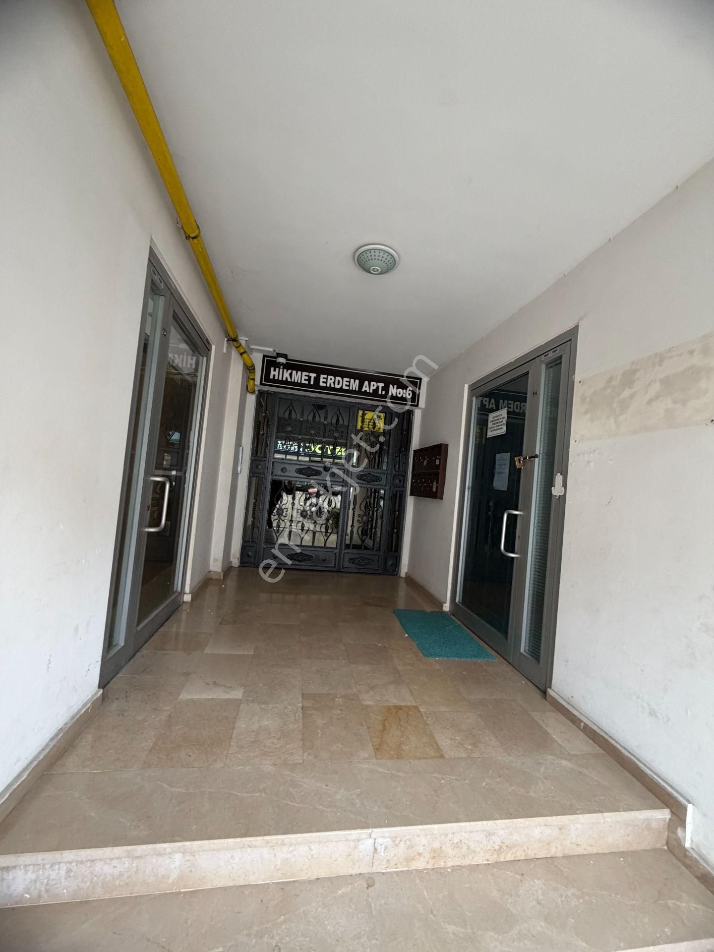 Üçevler Merkezi Konumda Satılık Geniş 3+1 Dublex - Görsel 5