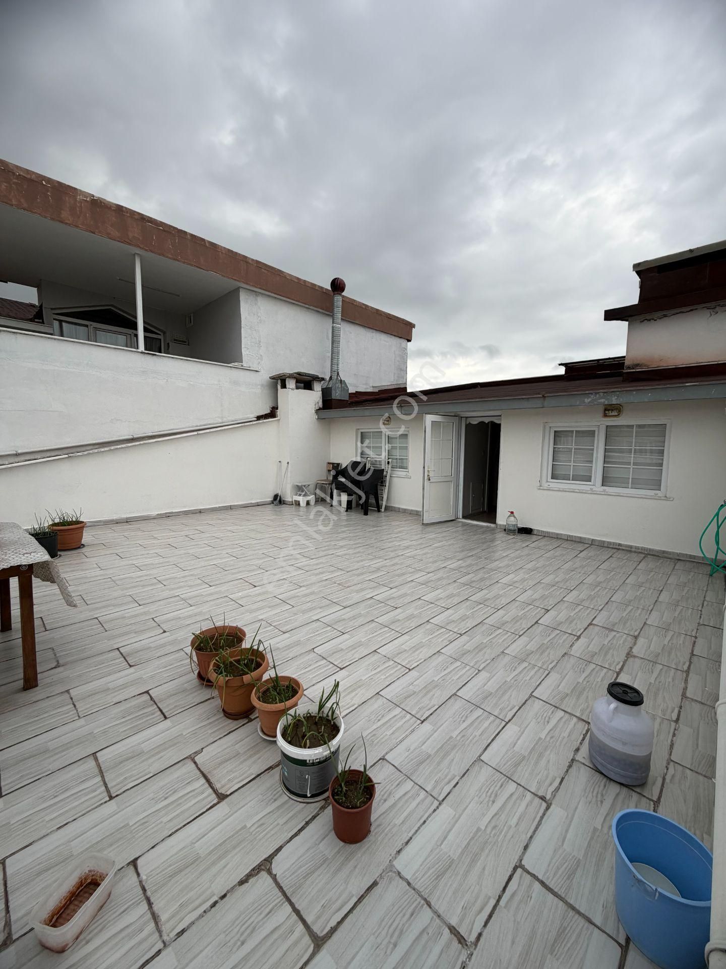 Üçevler Merkezi Konumda Satılık Geniş 3+1 Dublex - Görsel 24