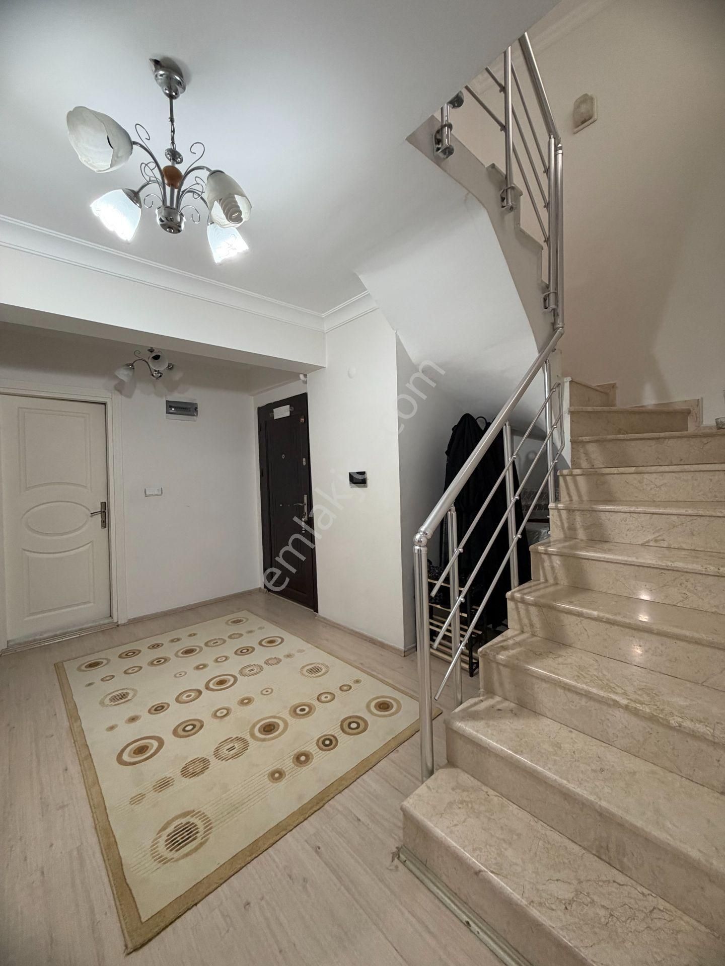 Üçevler Merkezi Konumda Satılık Geniş 3+1 Dublex - Görsel 17