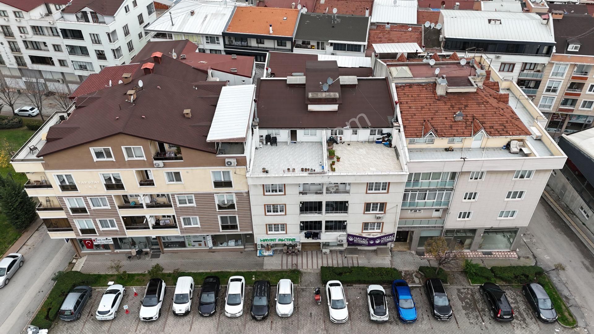 Üçevler Merkezi Konumda Satılık Geniş 3+1 Dublex - Görsel 3