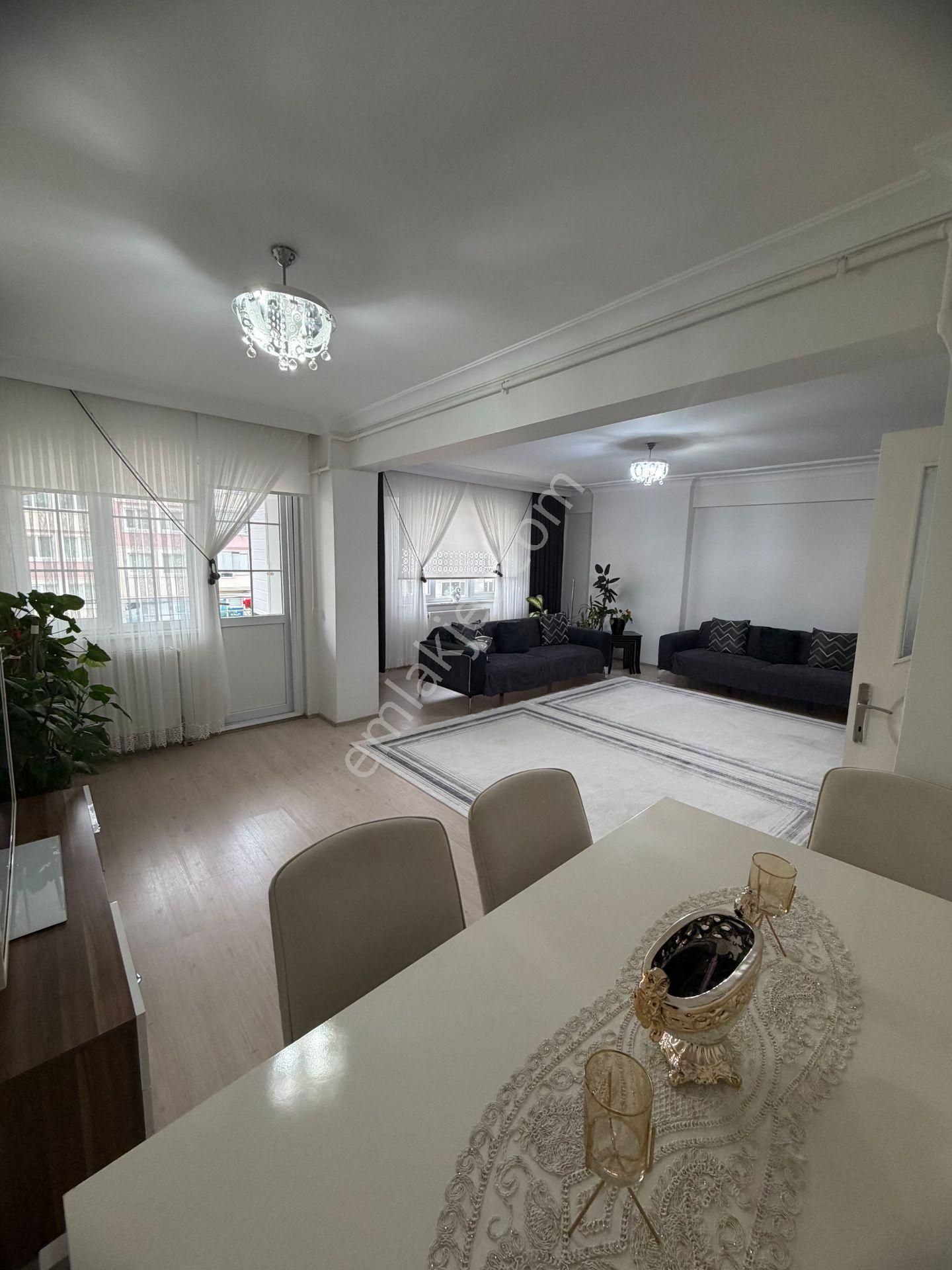 Üçevler Merkezi Konumda Satılık Geniş 3+1 Dublex - Görsel 11