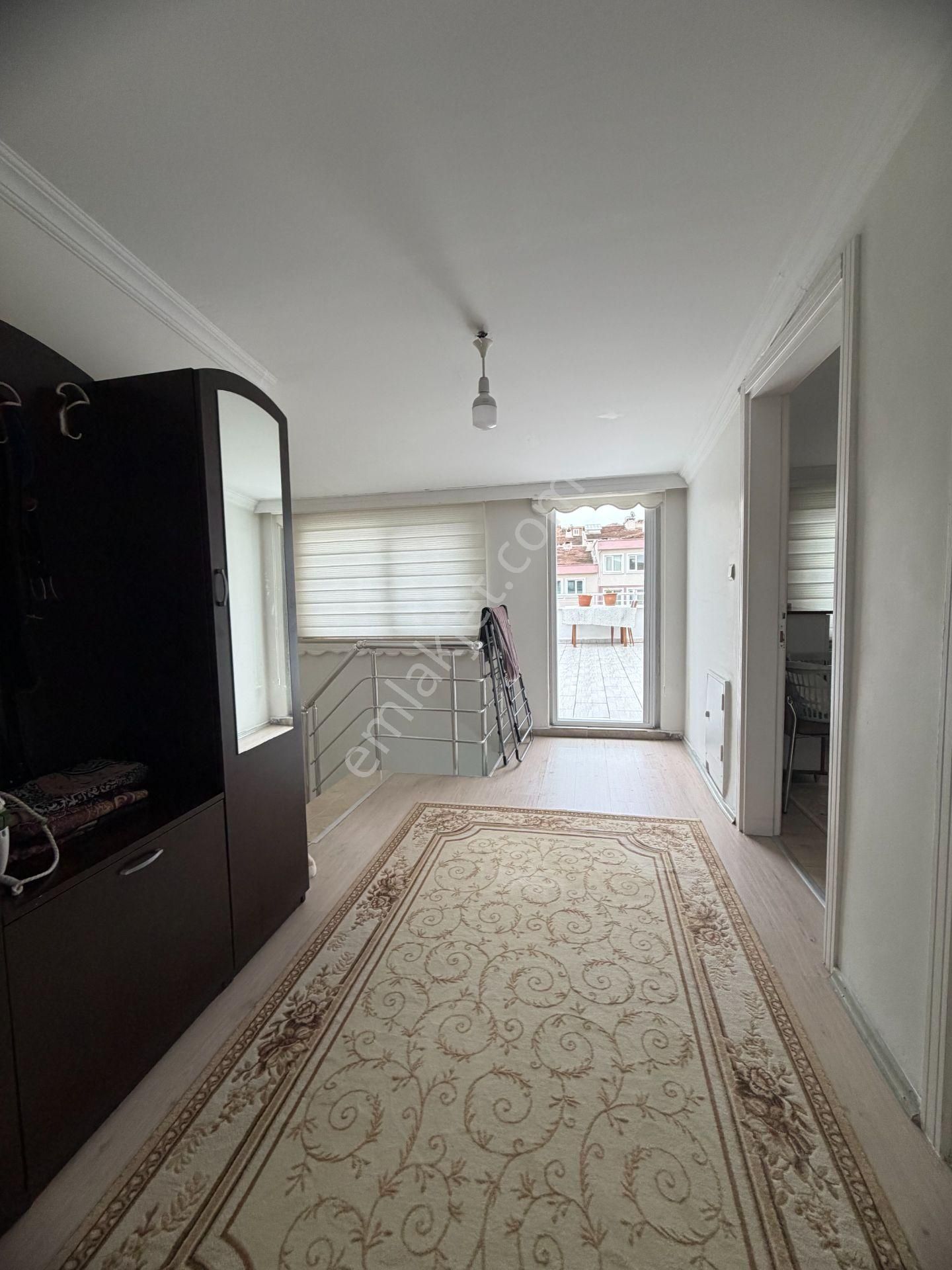 Üçevler Merkezi Konumda Satılık Geniş 3+1 Dublex - Görsel 22