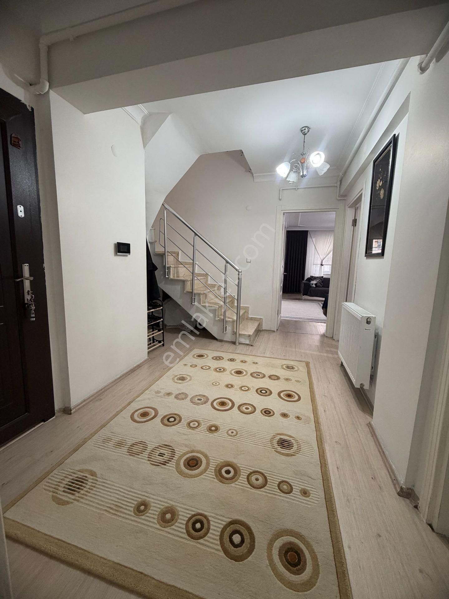 Üçevler Merkezi Konumda Satılık Geniş 3+1 Dublex - Görsel 7