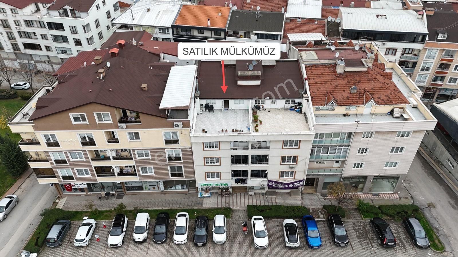 Üçevler Merkezi Konumda Satılık Geniş 3+1 Dublex