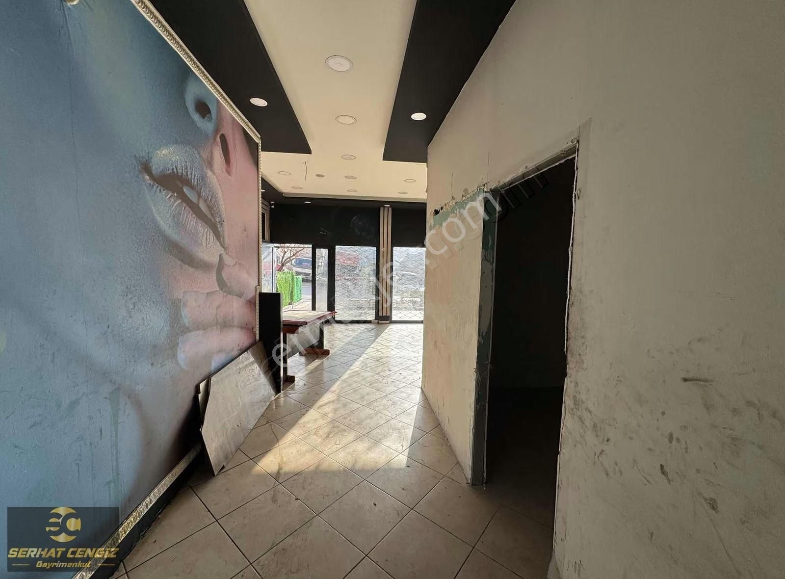 Yeşilevler Pazar Yanı Köşe Başı Kiralık Dükkan - Görsel 6