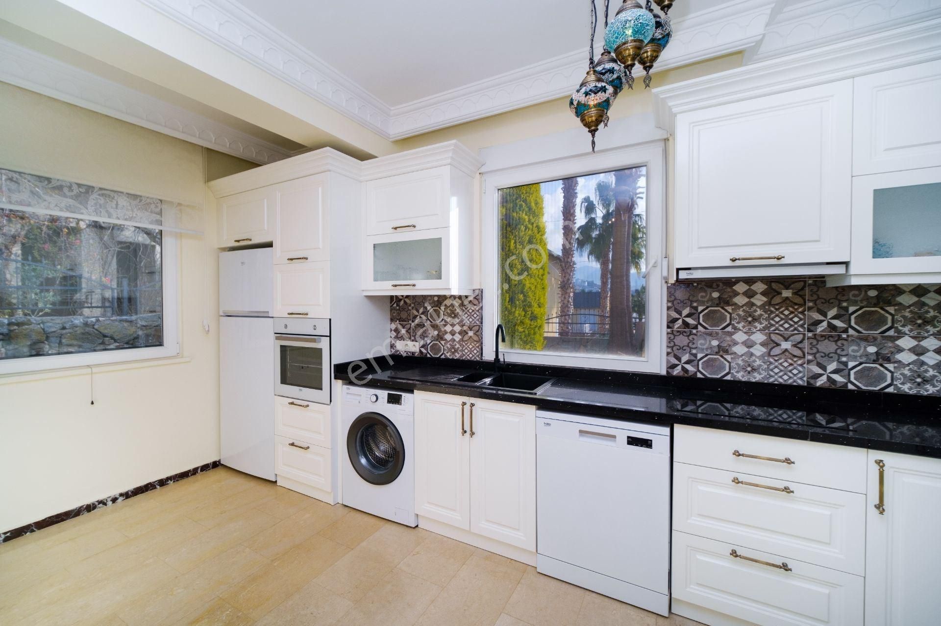 Alanya Konaklı'da Satılık 3+1 Müstakil Villa - Görsel 9