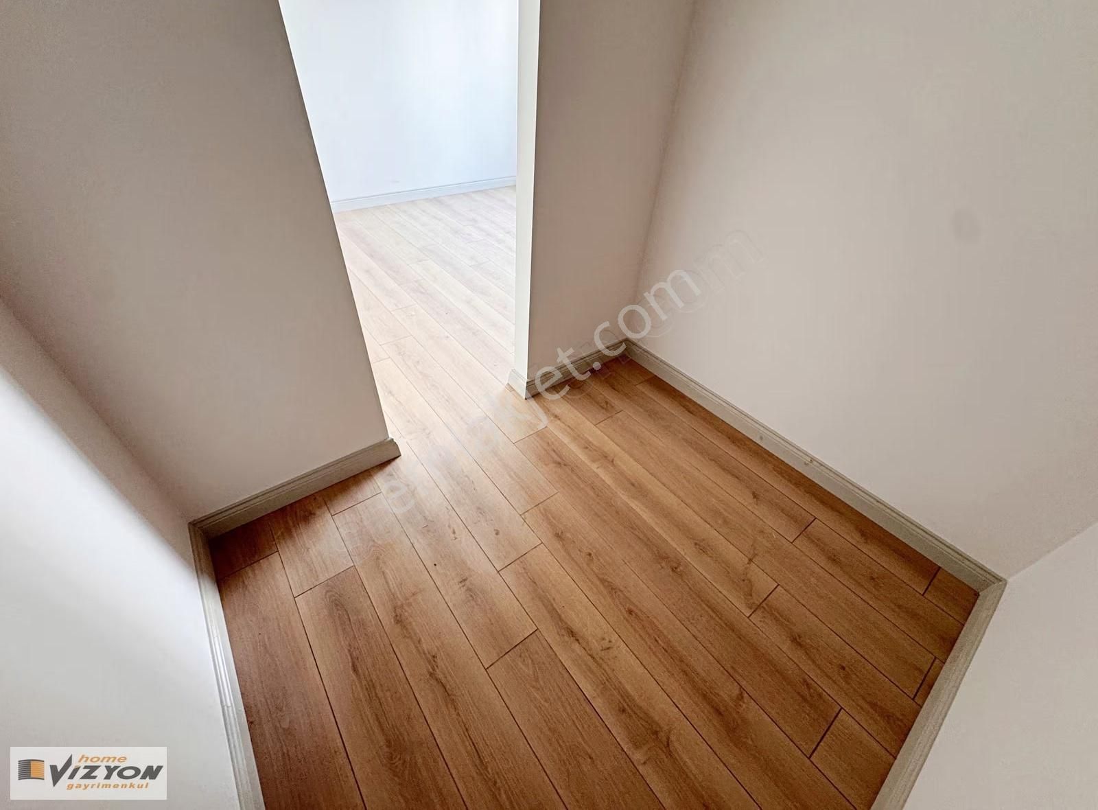 Home Vizyon Bahçelievlerde Satılık 5+2 Özel Dubleks 2 Otoparklı - Görsel 9