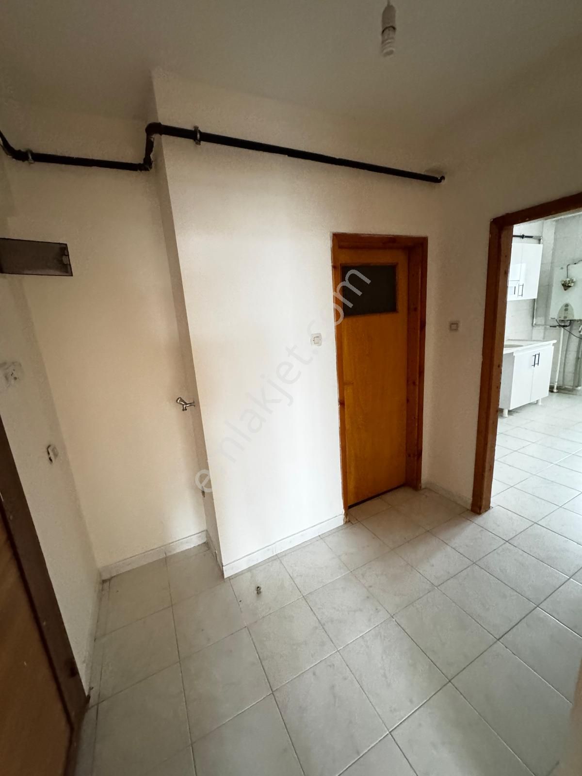 Sakızağacı Caddesi Üzeri Katta 3+1 Salon Bağımsız Geniş Ön Cephe - Görsel 5