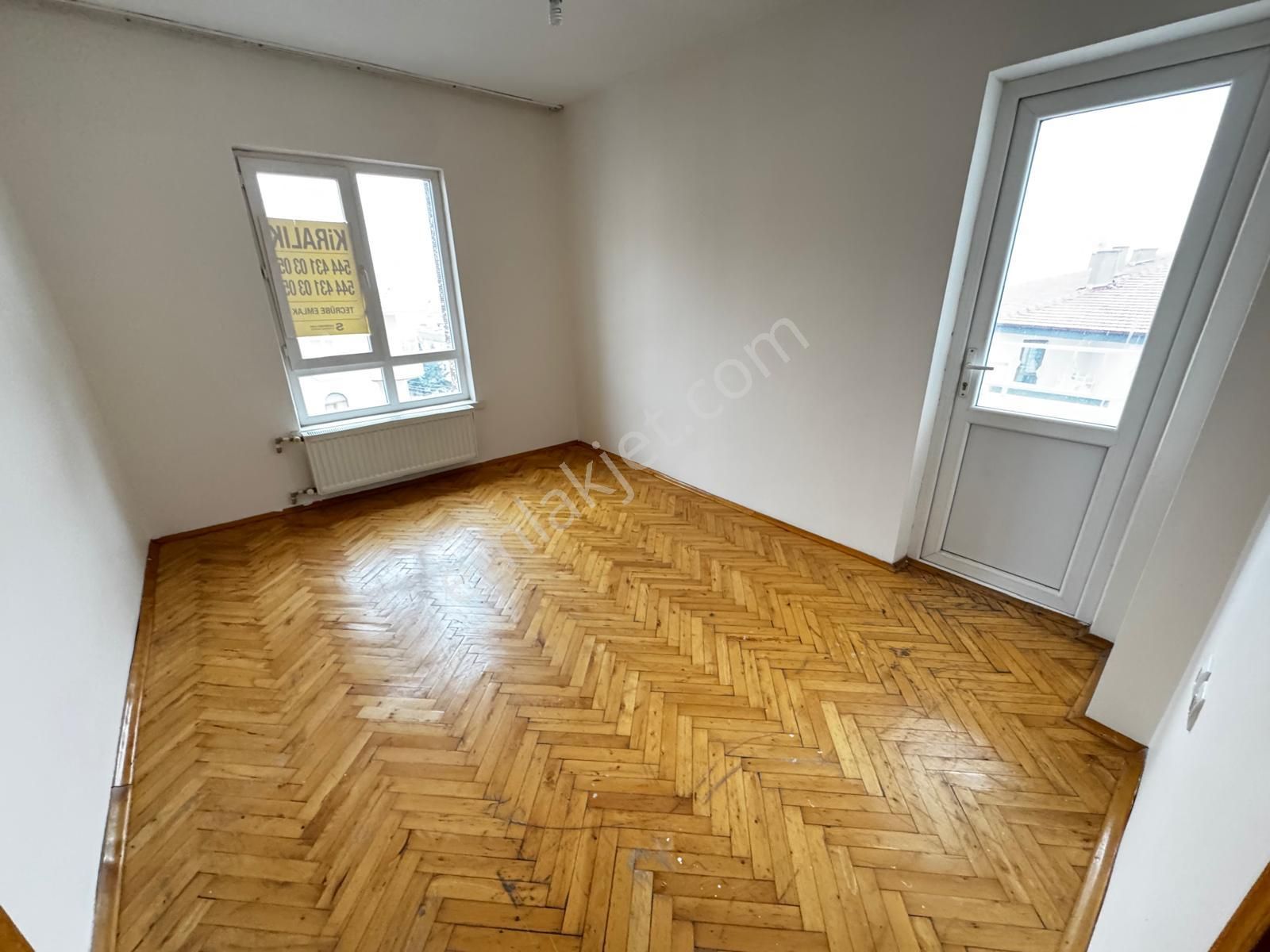 Sakızağacı Caddesi Üzeri Katta 3+1 Salon Bağımsız Geniş Ön Cephe - Görsel 16