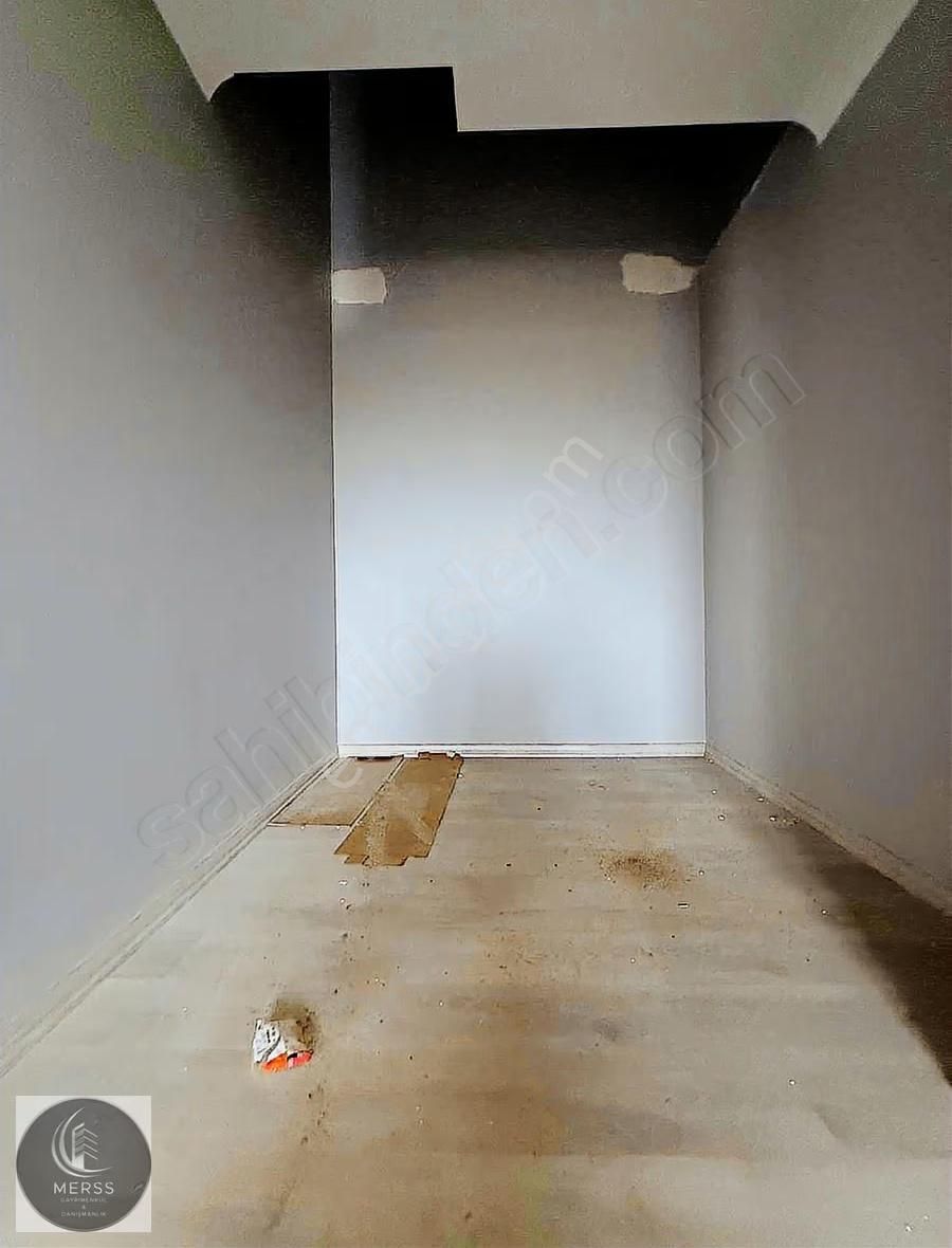 Sultanbeyli Mimarsinan'da 2+1 Bahçe Kullanımlı Dubleks Daire - Görsel 15