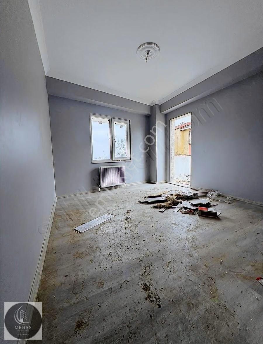 Sultanbeyli Mimarsinan'da 2+1 Bahçe Kullanımlı Dubleks Daire - Görsel 6