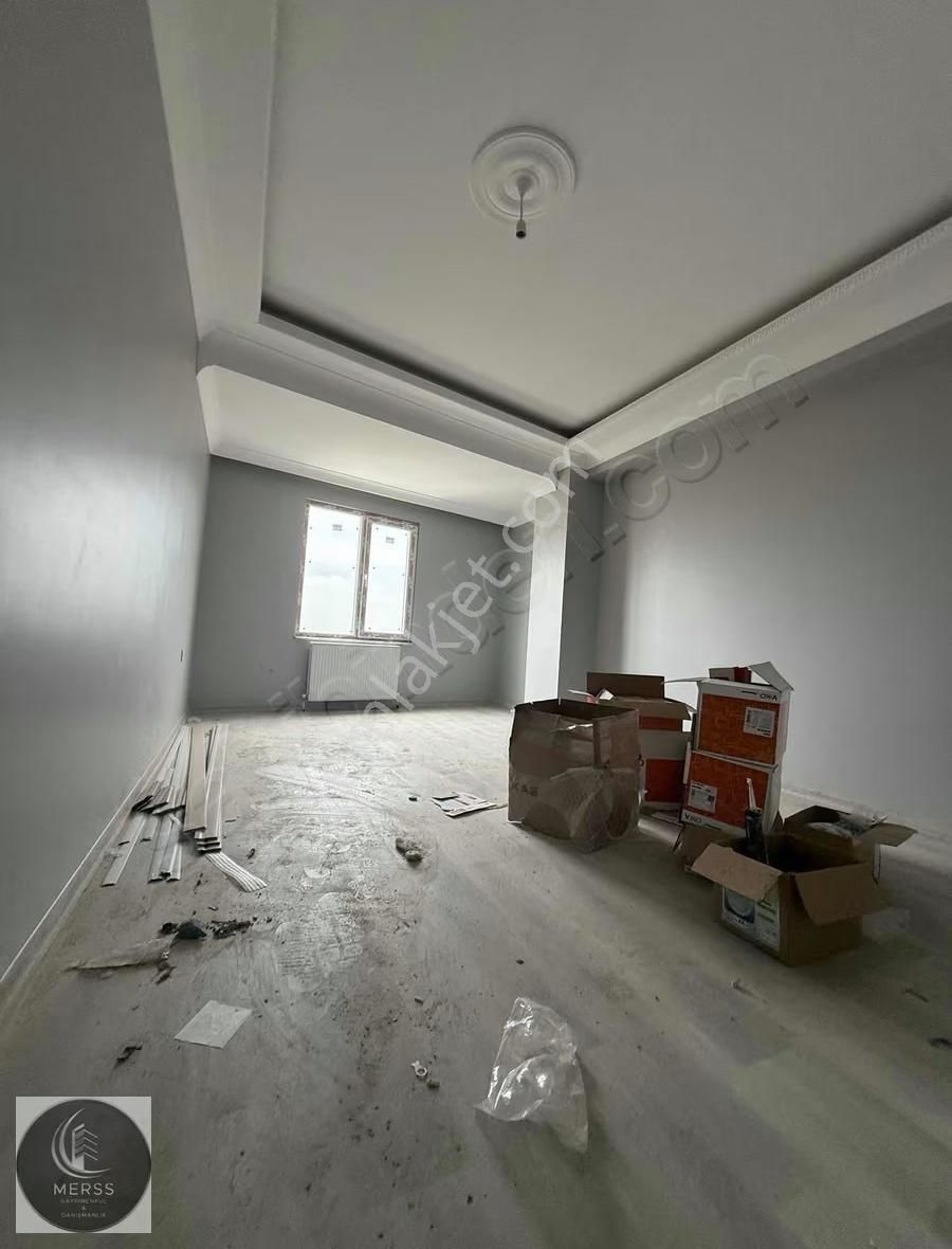 Sultanbeyli Mimarsinan'da 2+1 Bahçe Kullanımlı Dubleks Daire - Görsel 4