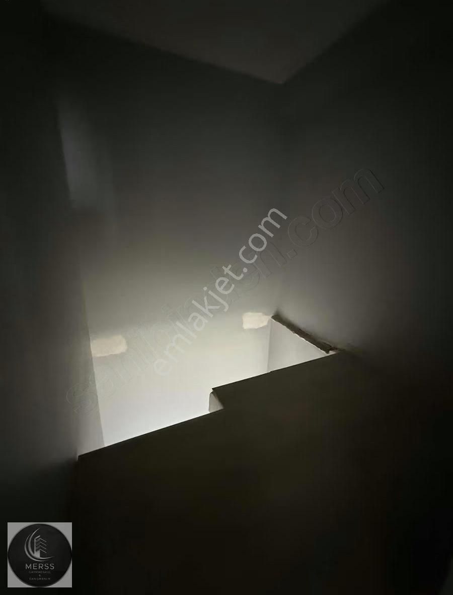 Sultanbeyli Mimarsinan'da 2+1 Bahçe Kullanımlı Dubleks Daire - Görsel 18