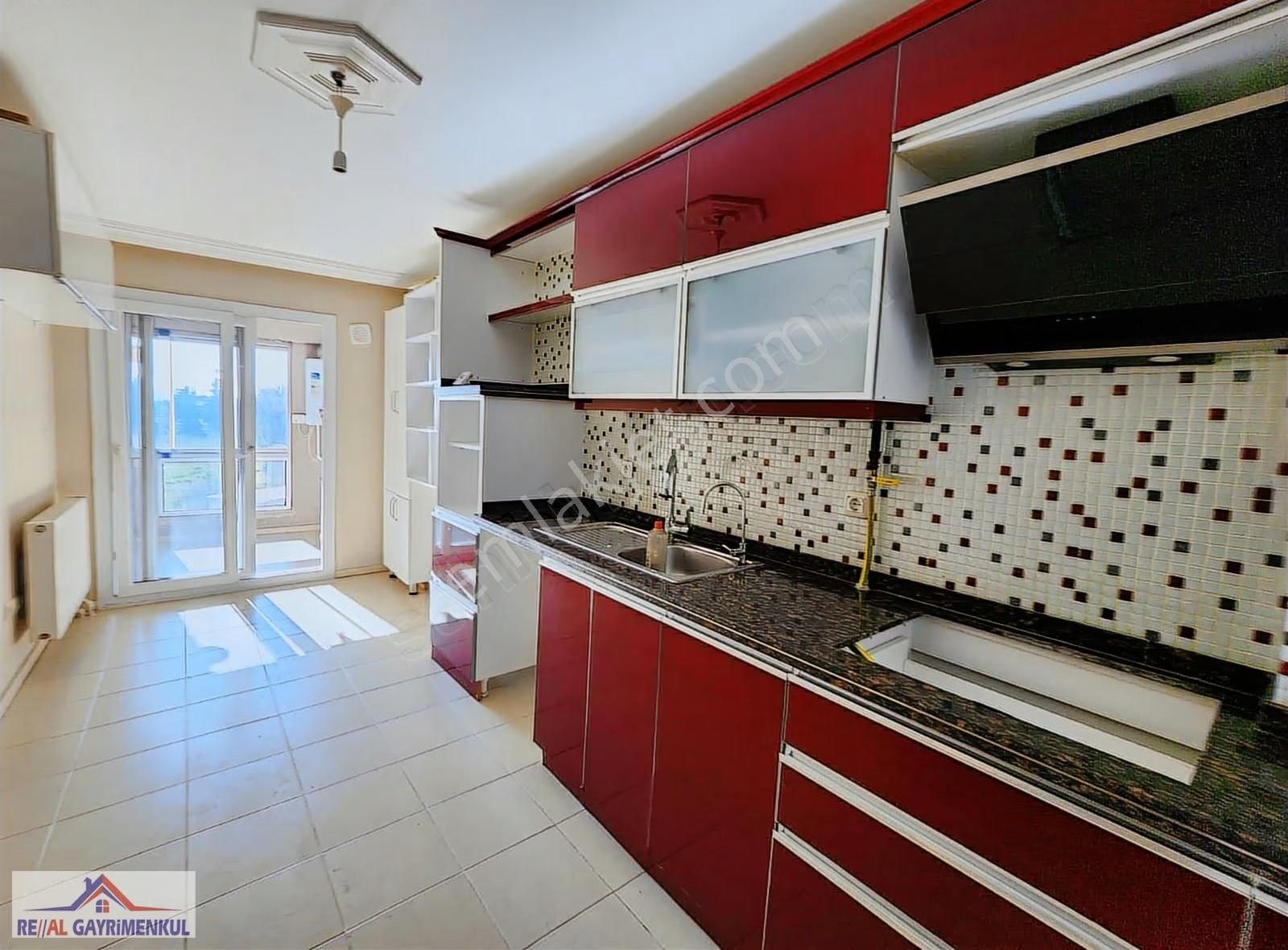 Real Gayrimenkul'den Barbaros'ta Otoparklı 3+1 Arakat Daire - Görsel 27