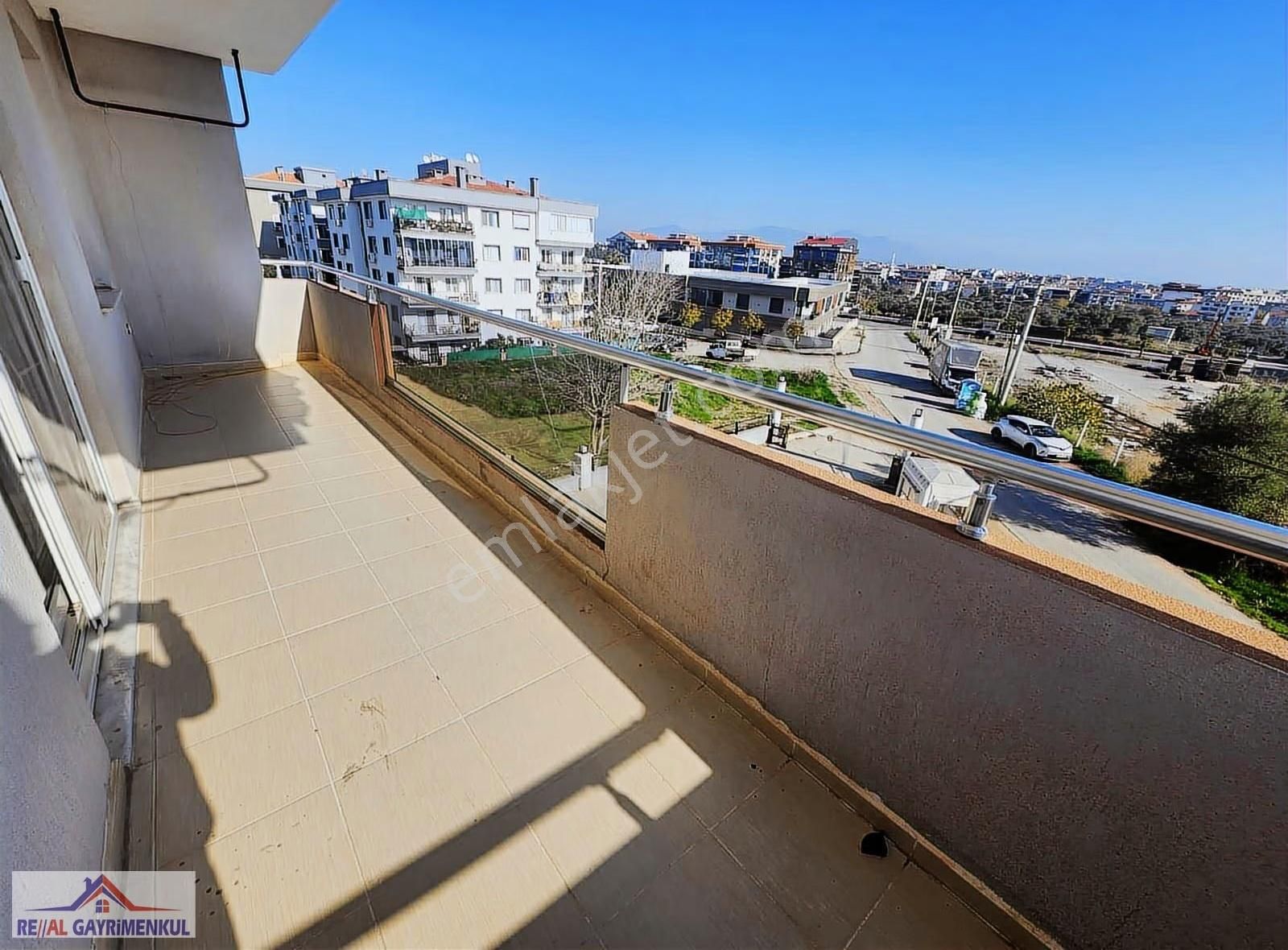 Real Gayrimenkul'den Barbaros'ta Otoparklı 3+1 Arakat Daire - Görsel 21