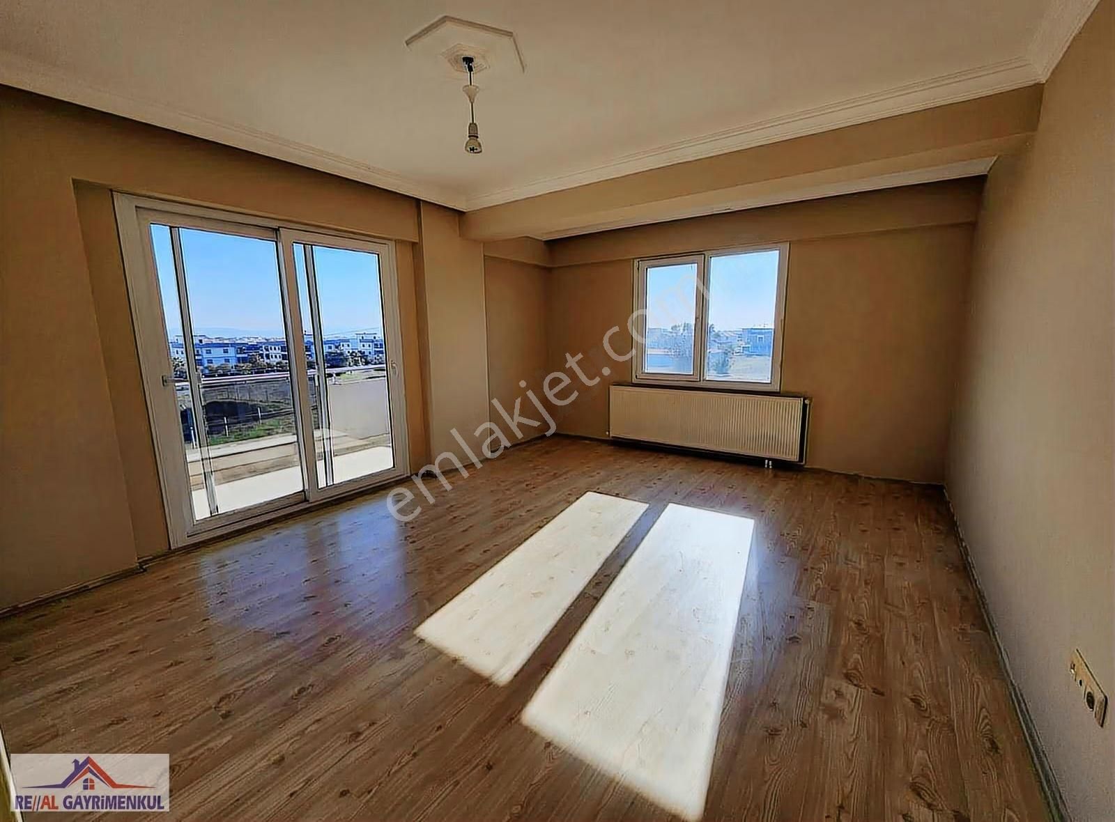 Real Gayrimenkul'den Barbaros'ta Otoparklı 3+1 Arakat Daire - Görsel 28