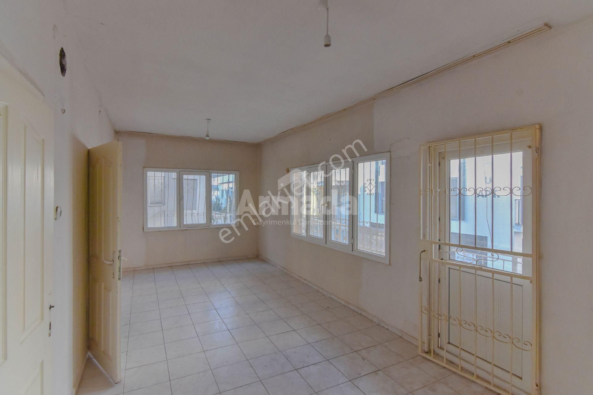 Kuşadası Merkez'de Satılık 3+1 Daire - Görsel 5