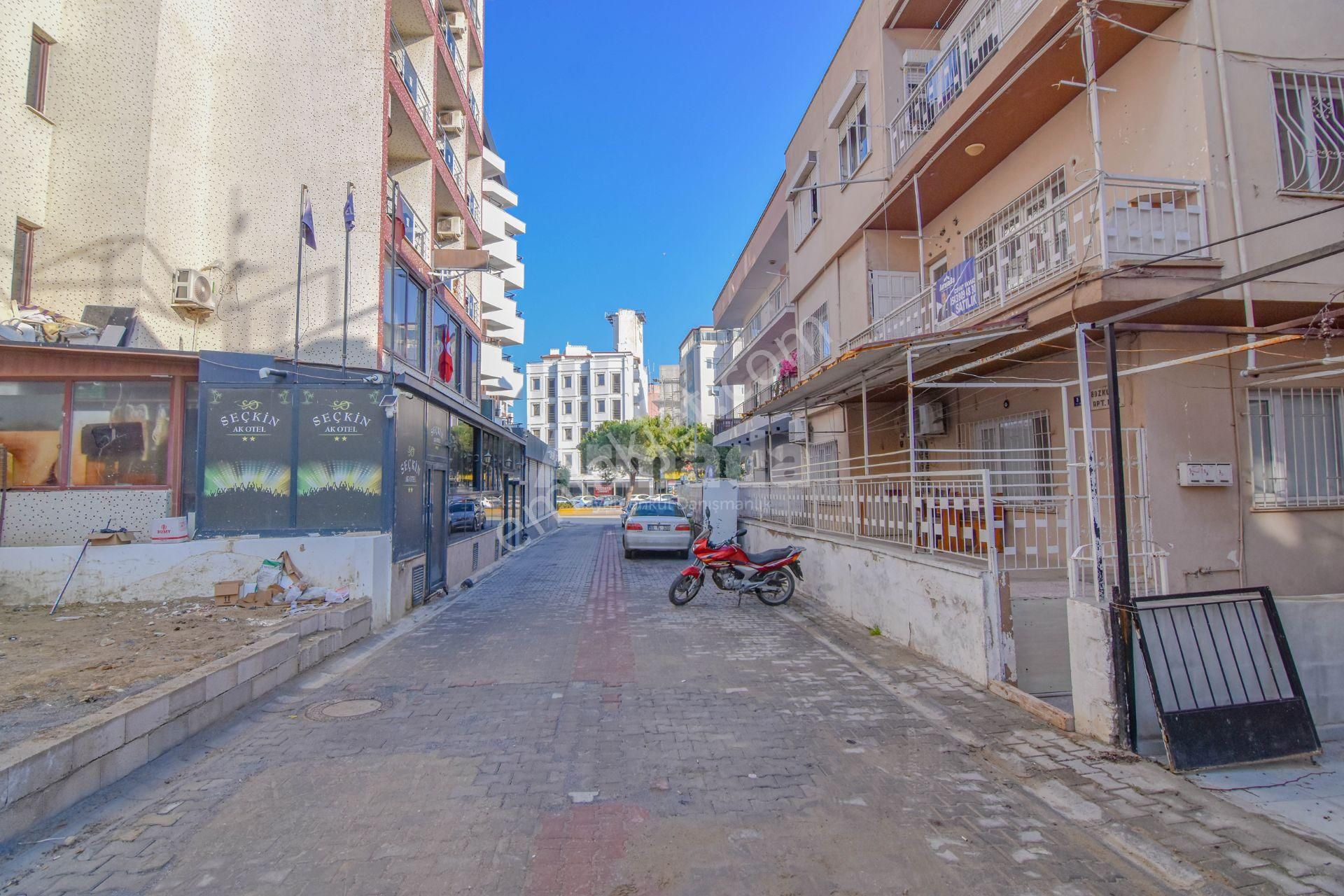 Kuşadası Merkez'de Satılık 3+1 Daire - Görsel 25