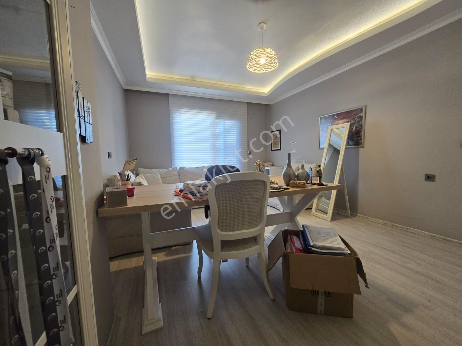 Çiftlik Caddesi Girişinde Mükemmel Konumda Satılık 3+1 Daire - Görsel 10