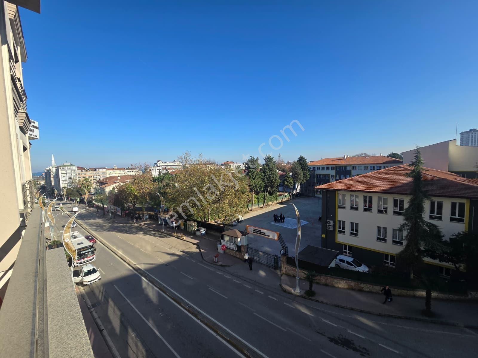 Çiftlik Caddesi Girişinde Mükemmel Konumda Satılık 3+1 Daire - Görsel 28