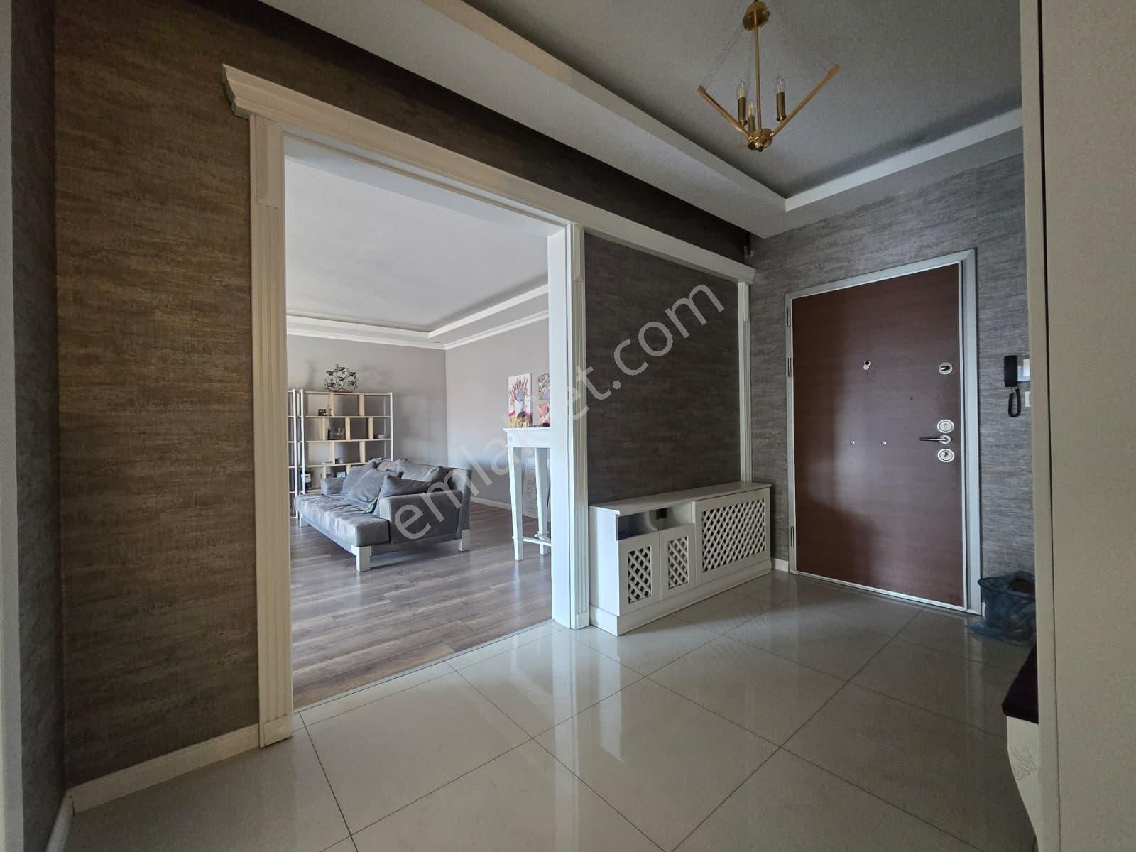 Çiftlik Caddesi Girişinde Mükemmel Konumda Satılık 3+1 Daire - Görsel 5