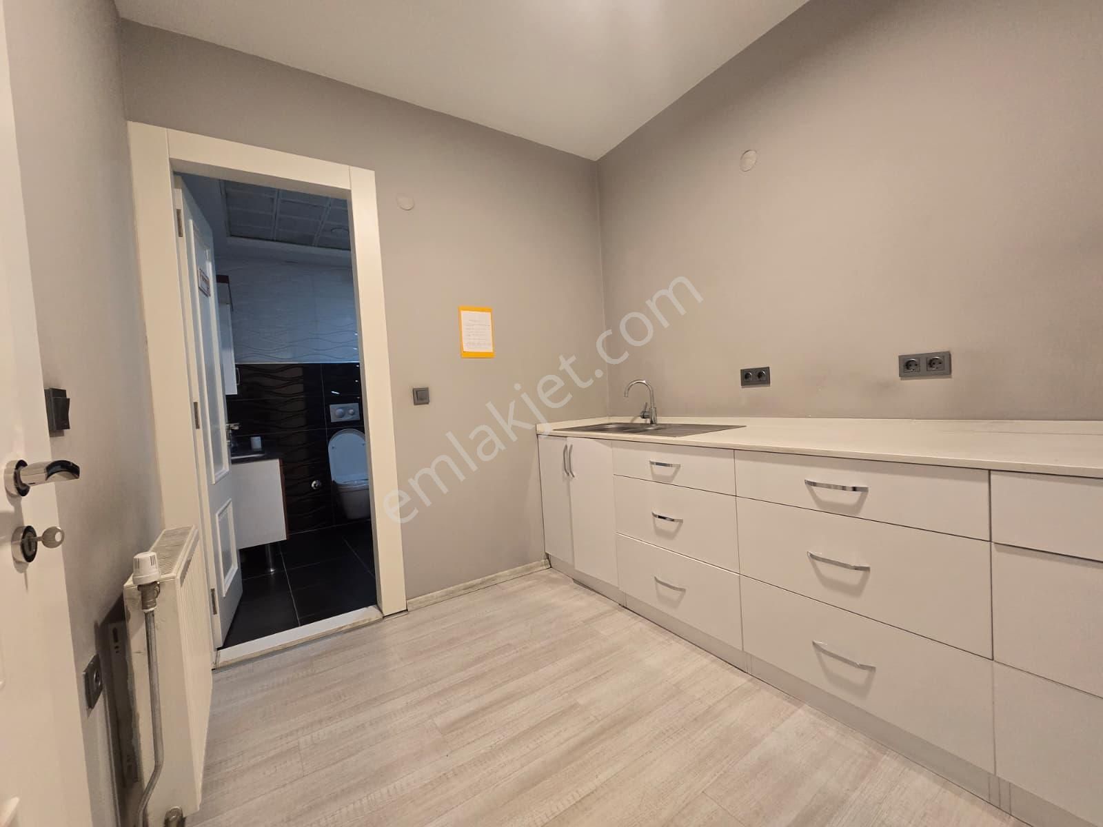 Çiftlik Caddesi Girişinde Mükemmel Konumda Satılık 3+1 Daire - Görsel 21