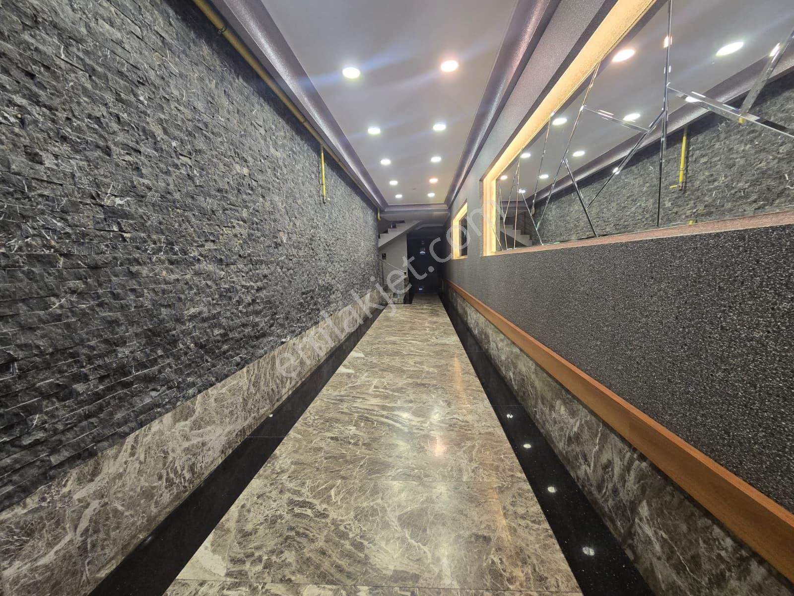 Çiftlik Caddesi Girişinde Mükemmel Konumda Satılık 3+1 Daire - Görsel 2