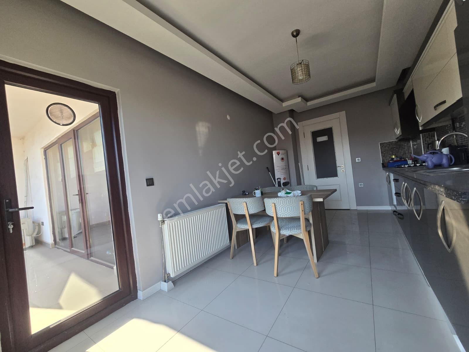 Çiftlik Caddesi Girişinde Mükemmel Konumda Satılık 3+1 Daire - Görsel 15