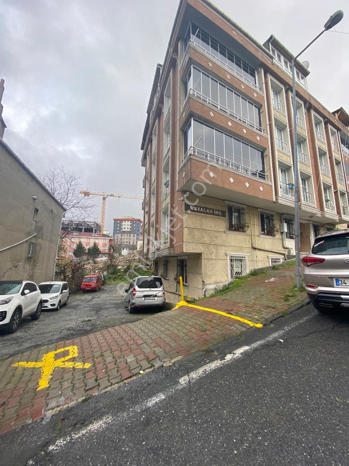 Gaziosmanpaşa Bağlarbaşında Destegül Sokakta 1+1/70m2/yüksek Bodrum Satılık Daire - Görsel 19