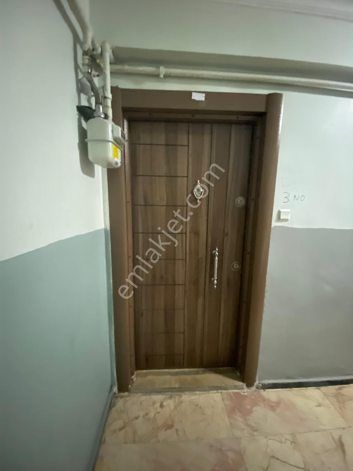 Gaziosmanpaşa Bağlarbaşında Destegül Sokakta 1+1/70m2/yüksek Bodrum Satılık Daire - Görsel 13