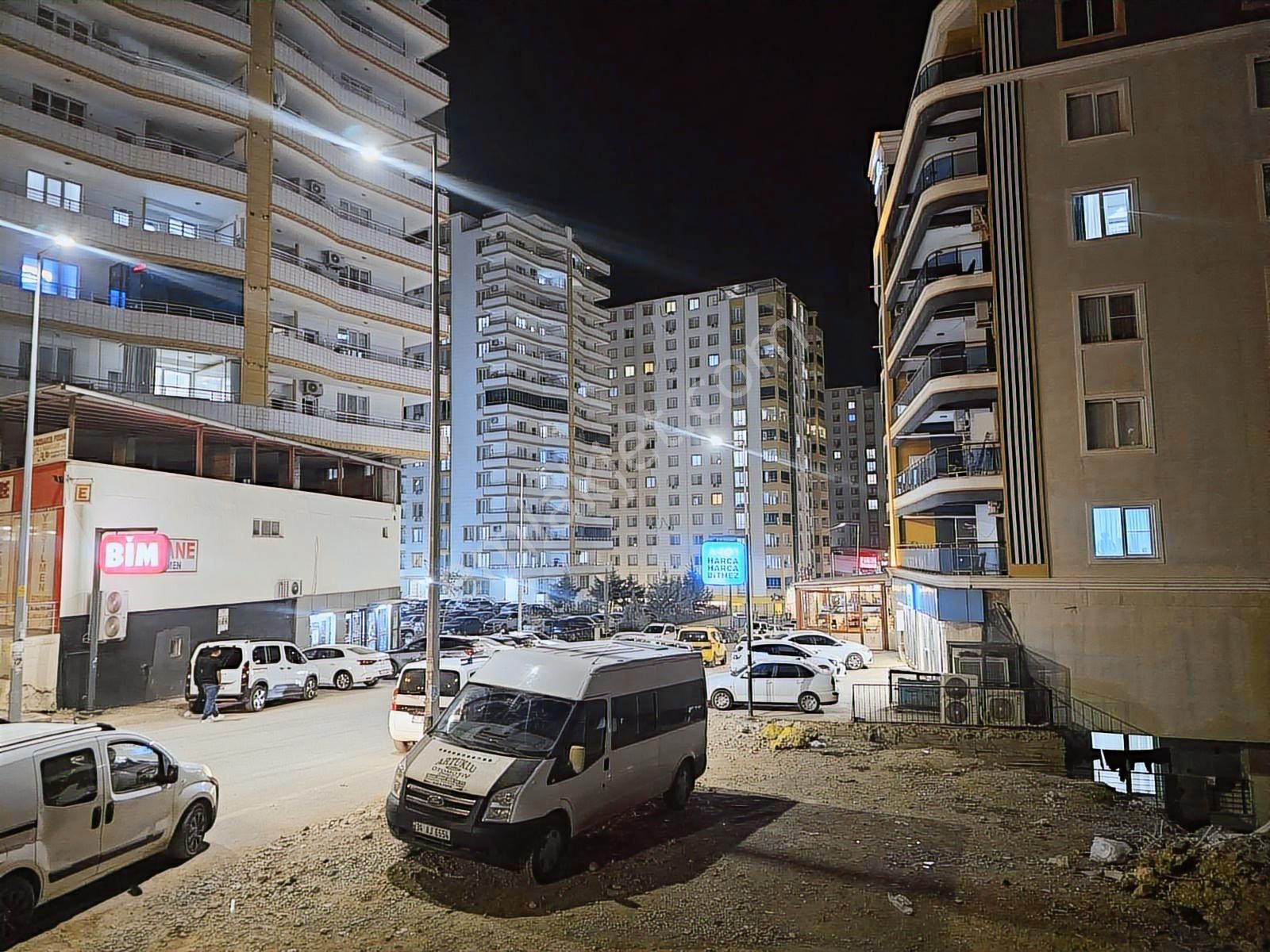 Ada Emlaktan Merkezi Konumda 1+1 Satılık Daire - Görsel 4