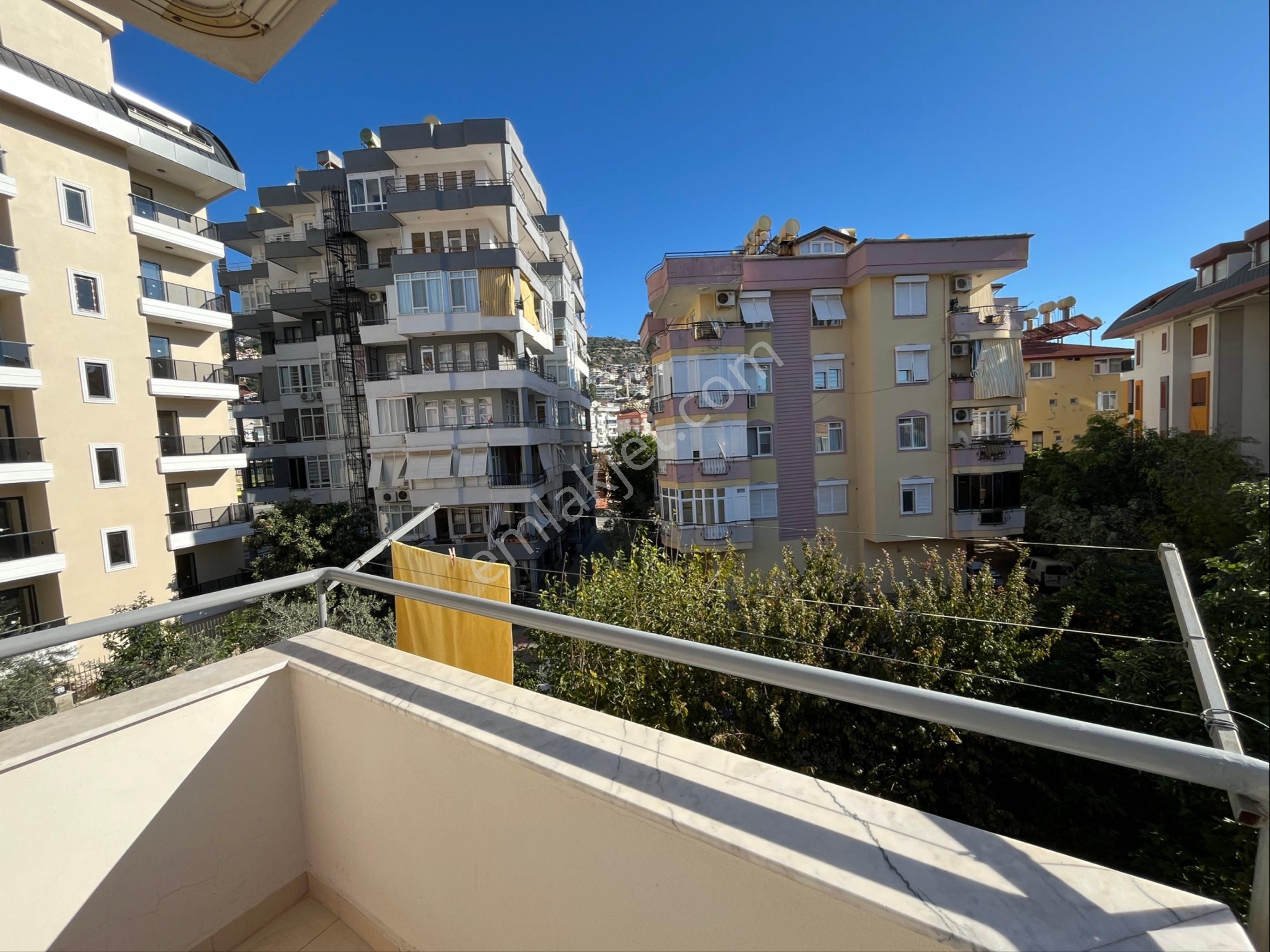 Alanya Şehir Merkezinde Asansörlü Binada 2+1 Satılık Daire - Görsel 8