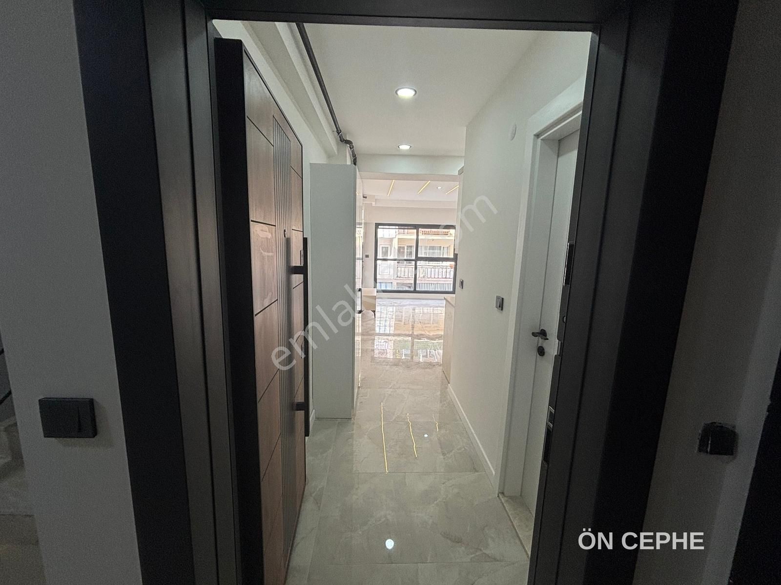 Bornova Ege Üniversitesi Yakını Yatırımlık 1+1 Satılık Daire - Görsel 11