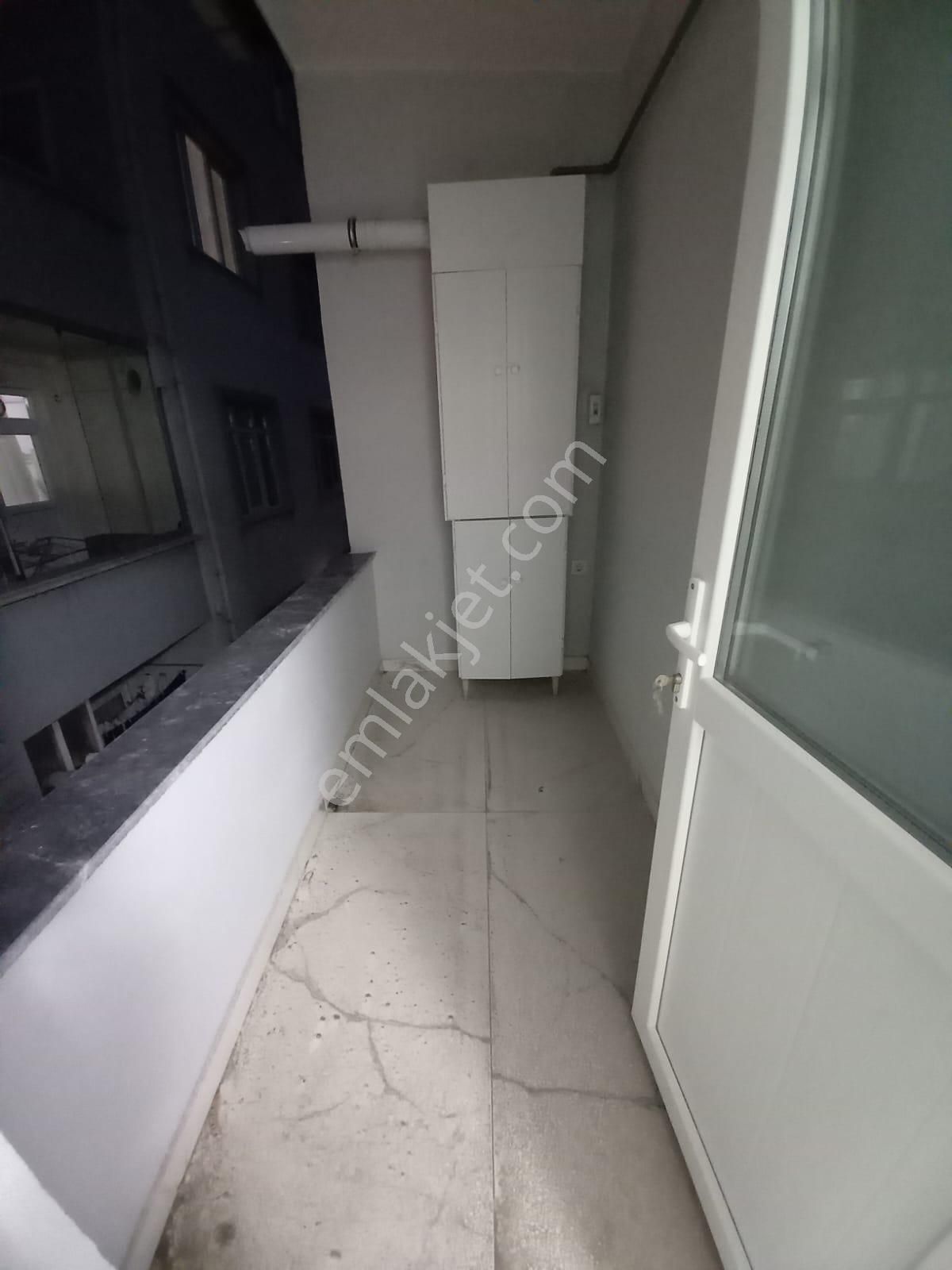 Emlak Dünyasından Alt Kaynarcada Marmarya Yakın Lüks 2+1 - Görsel 25