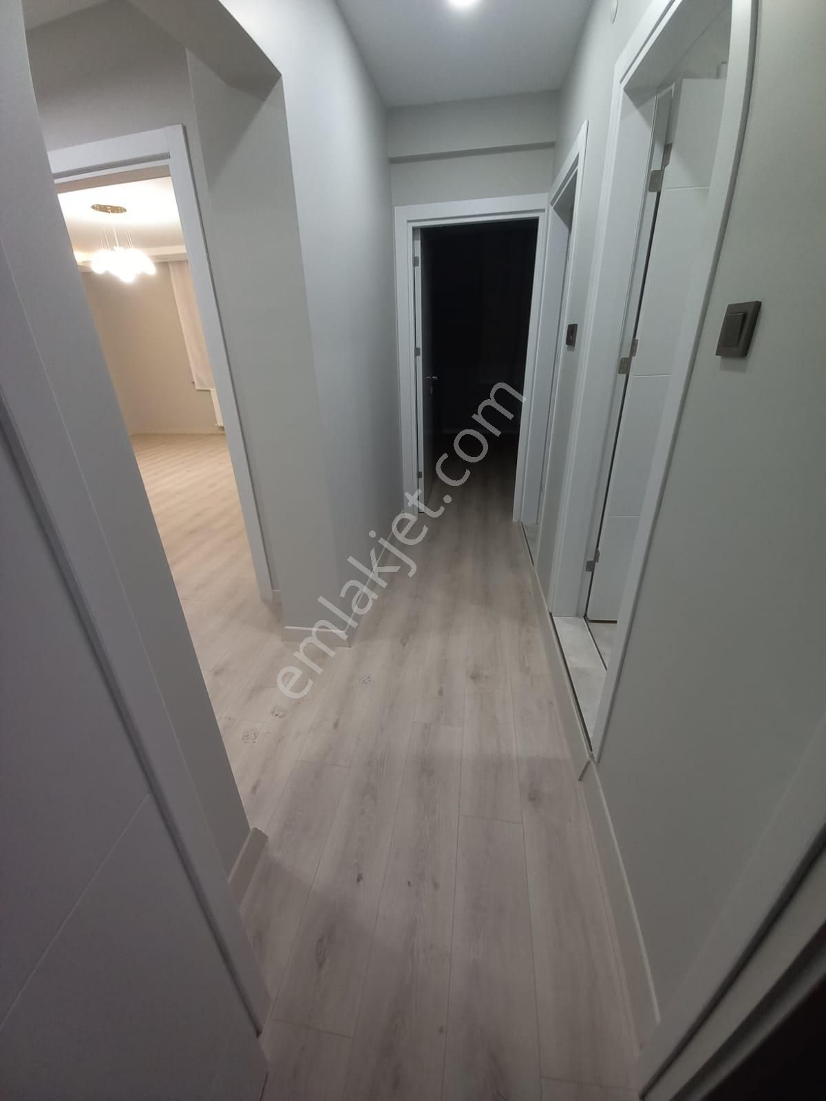 Emlak Dünyasından Alt Kaynarcada Marmarya Yakın Lüks 2+1 - Görsel 24