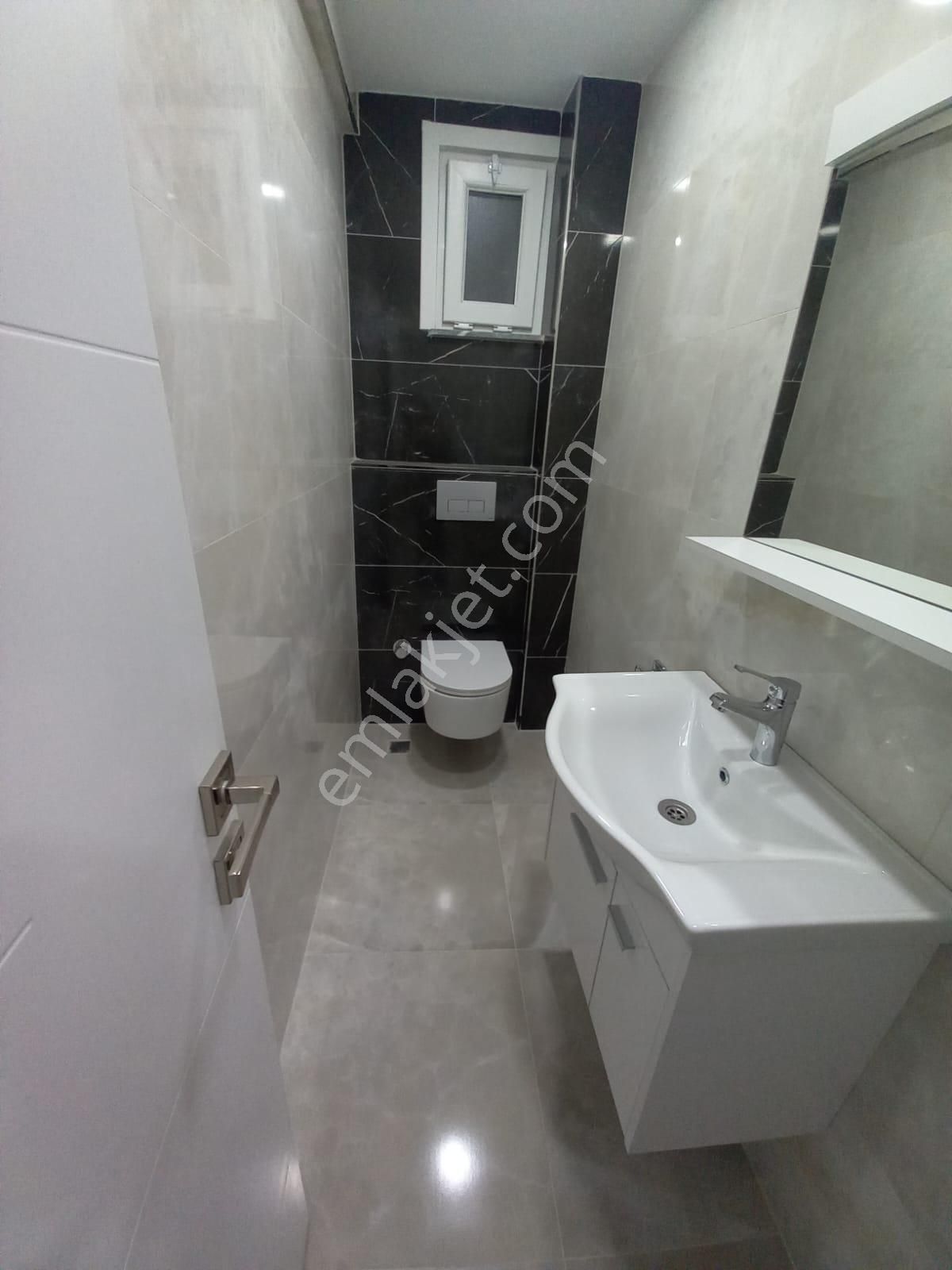 Emlak Dünyasından Alt Kaynarcada Marmarya Yakın Lüks 2+1 - Görsel 15