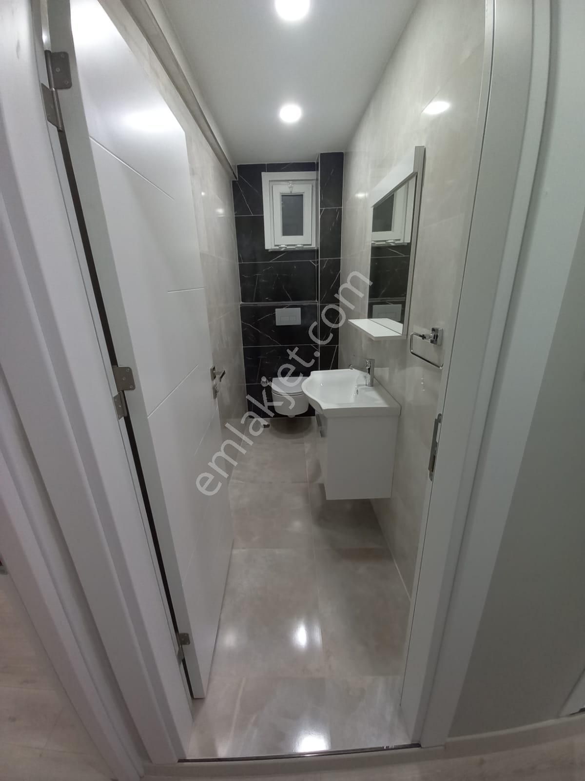 Emlak Dünyasından Alt Kaynarcada Marmarya Yakın Lüks 2+1 - Görsel 21