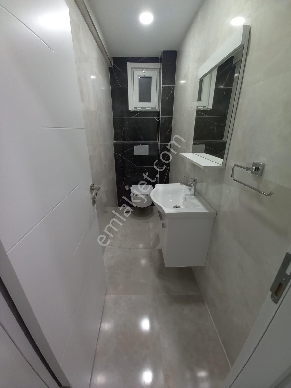 Emlak Dünyasından Alt Kaynarcada Marmarya Yakın Lüks 2+1 - Görsel 22