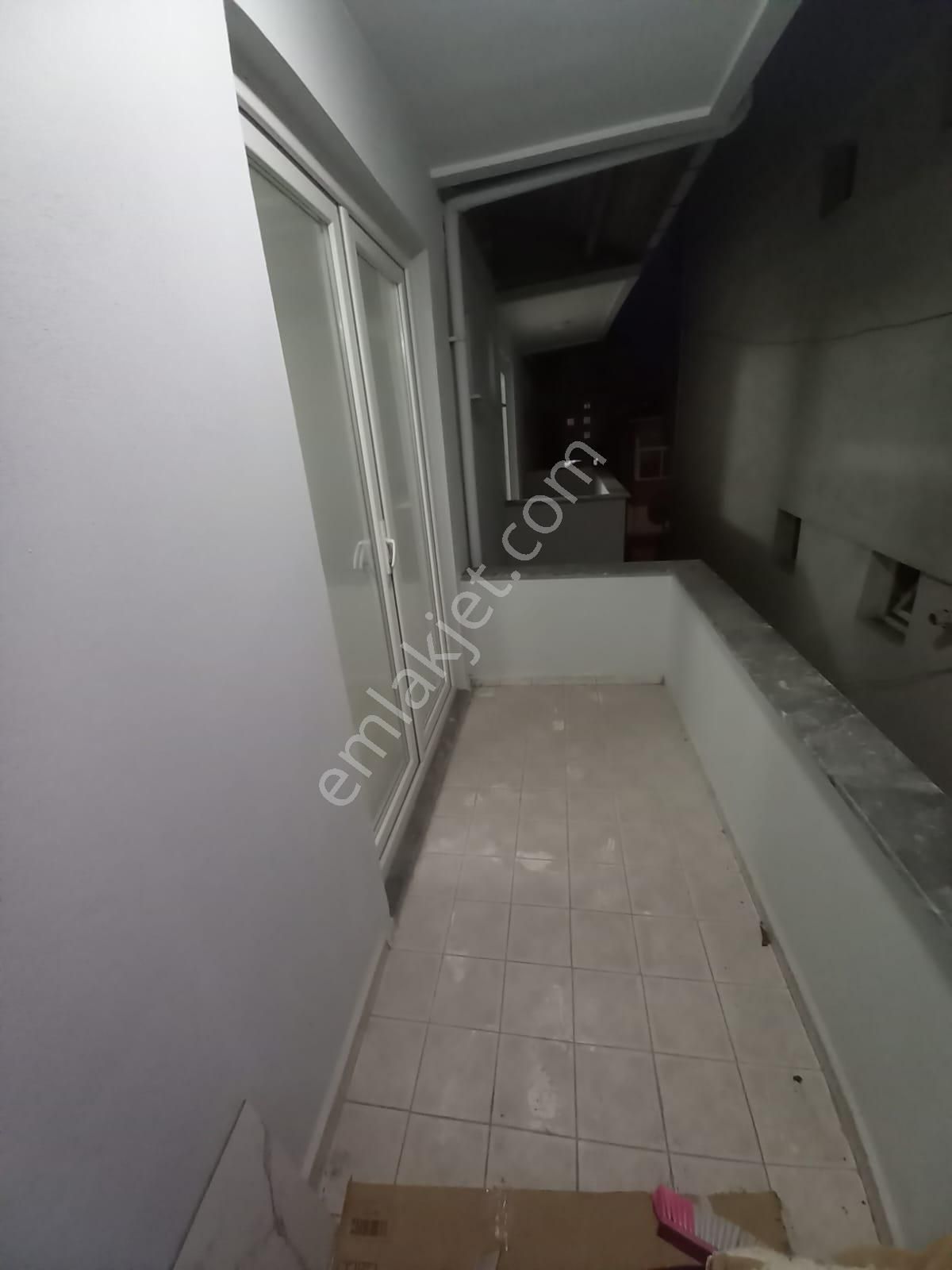 Emlak Dünyasından Alt Kaynarcada Marmarya Yakın Lüks 2+1 - Görsel 28