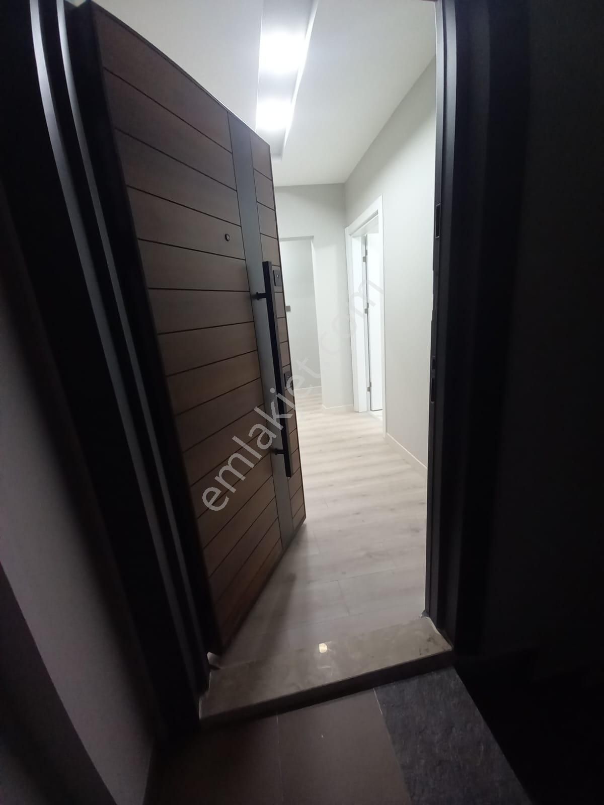 Emlak Dünyasından Alt Kaynarcada Marmarya Yakın Lüks 2+1 - Görsel 31