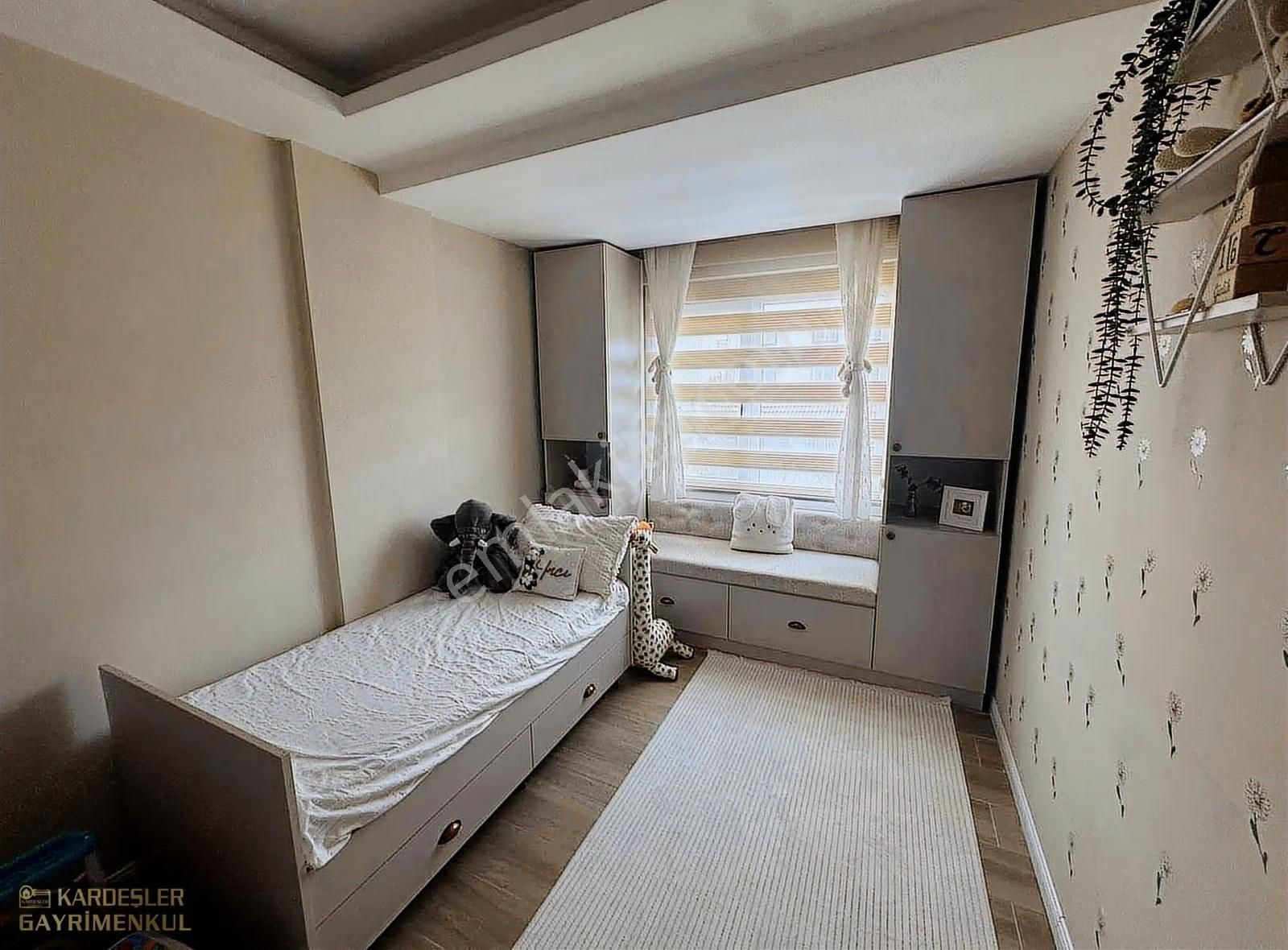 Satılık Otopark Üstü Yerden Isıtmalı Doğalğazlı Daire - Görsel 6