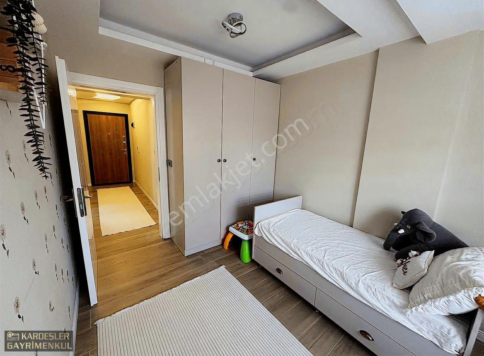 Satılık Otopark Üstü Yerden Isıtmalı Doğalğazlı Daire - Görsel 26